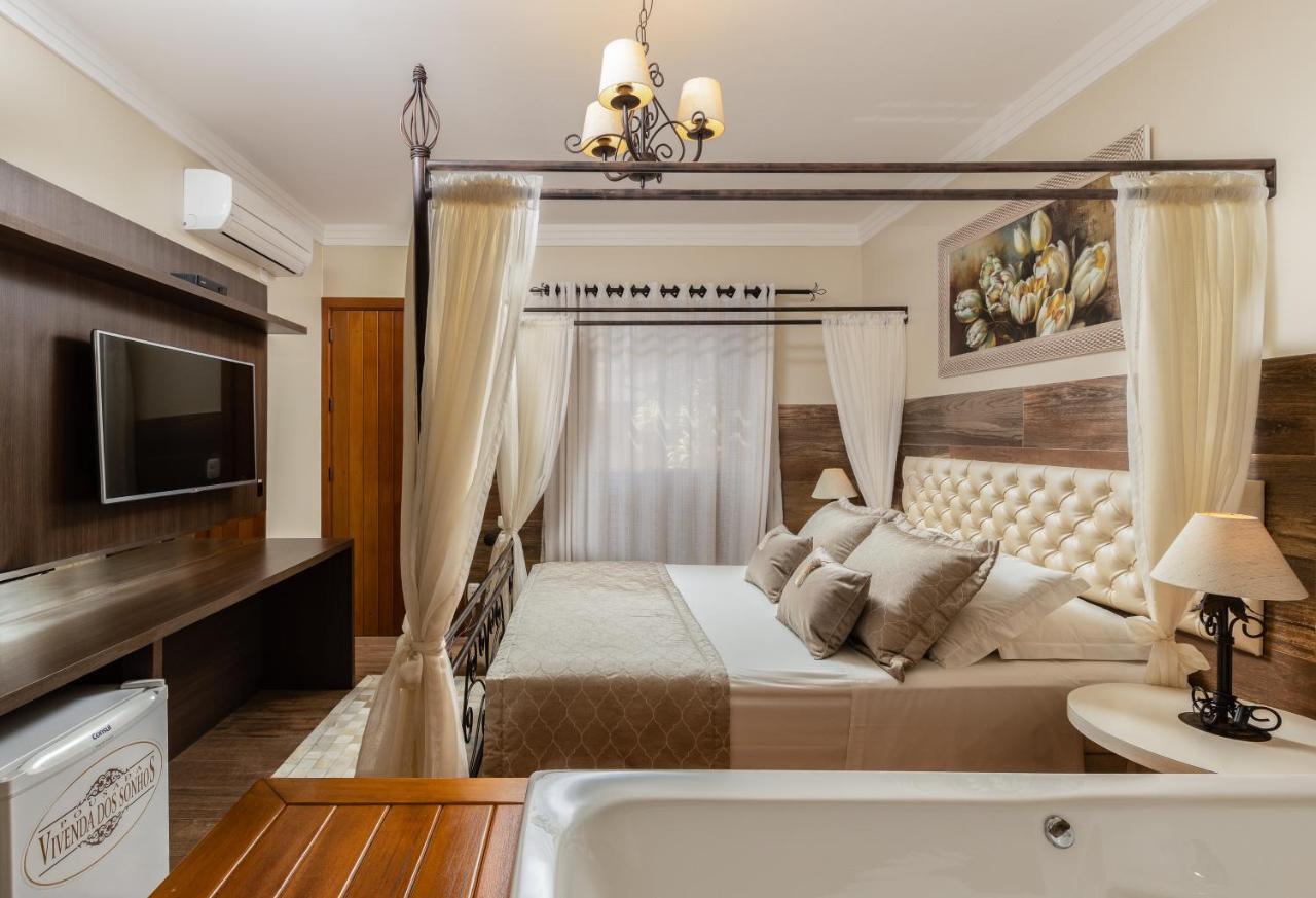 Queen Room with Spa Bath,1589365261:JPEG