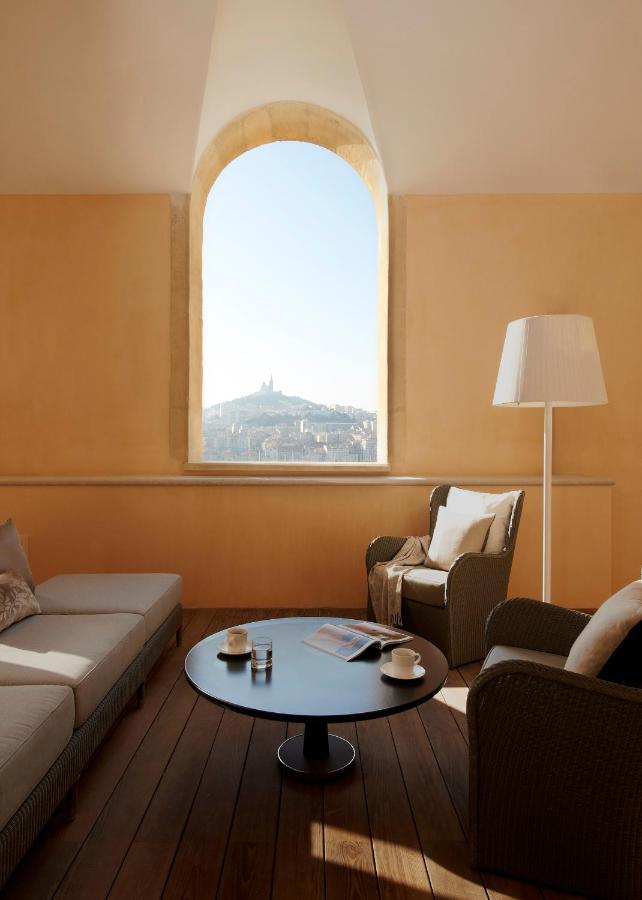 Quarto Clássico com Cama King-size, Terraço e Vista do Porto