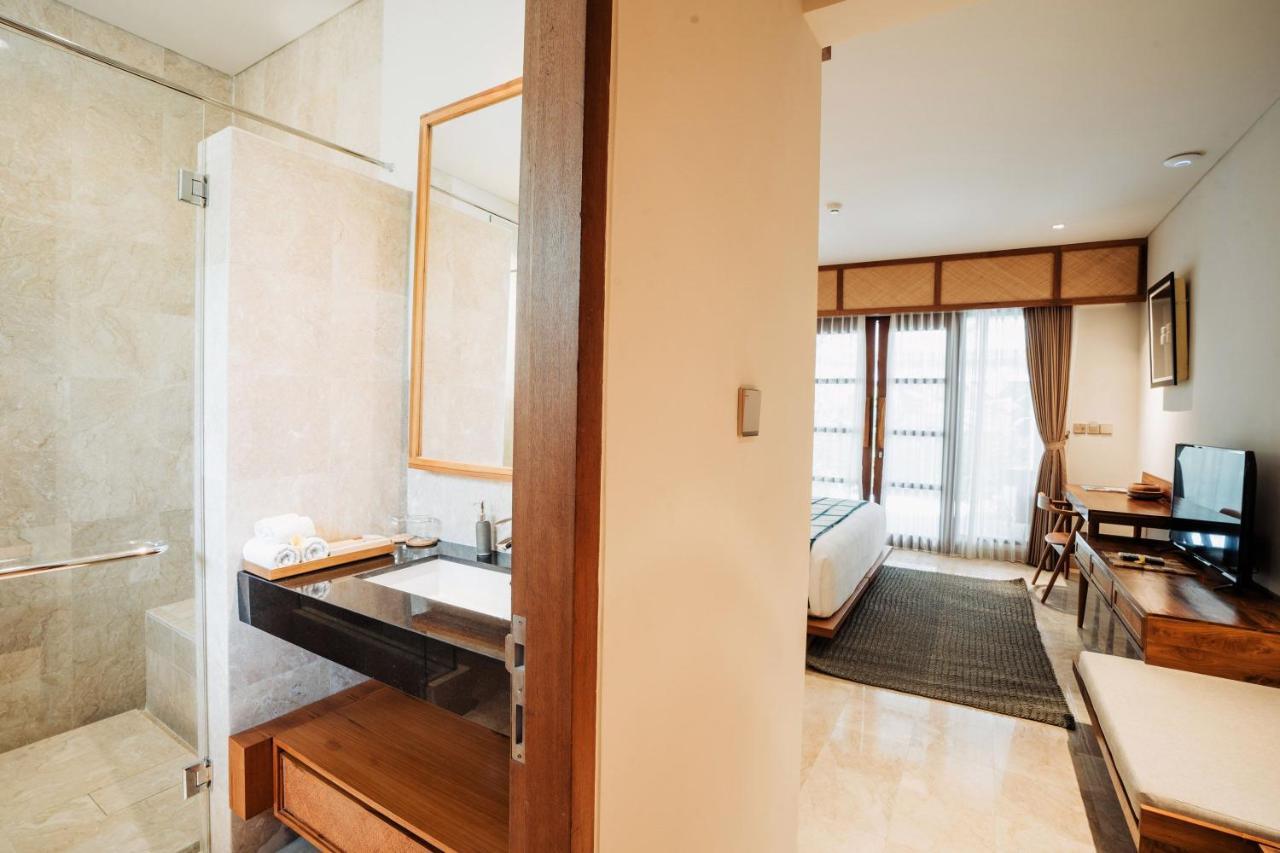 Suite with Balcony