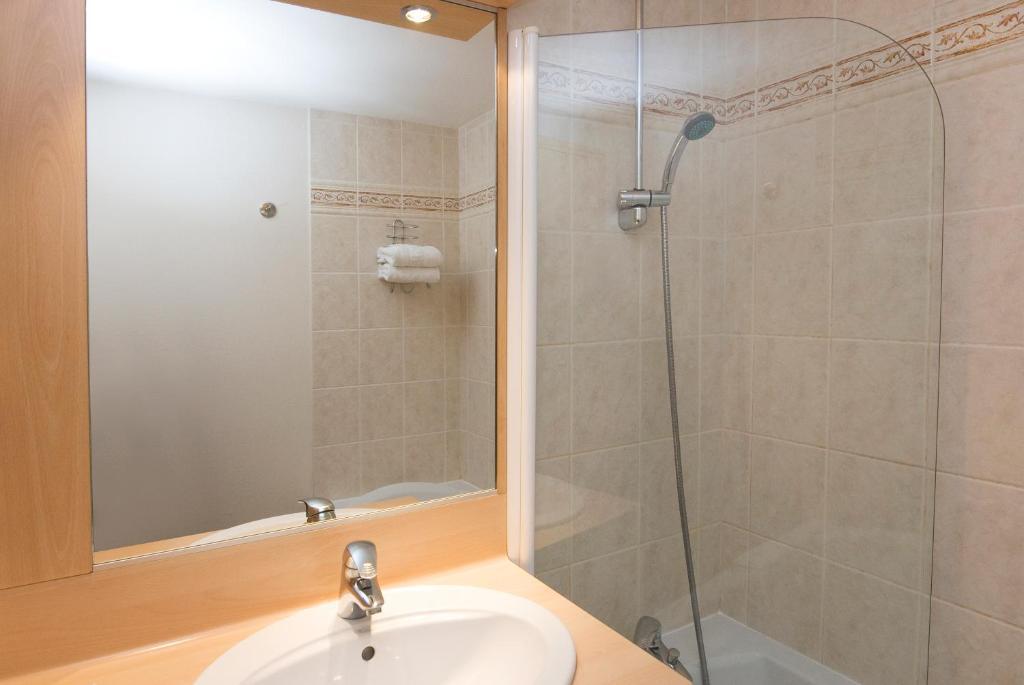 Chambre Triple - 3 Lits Simples