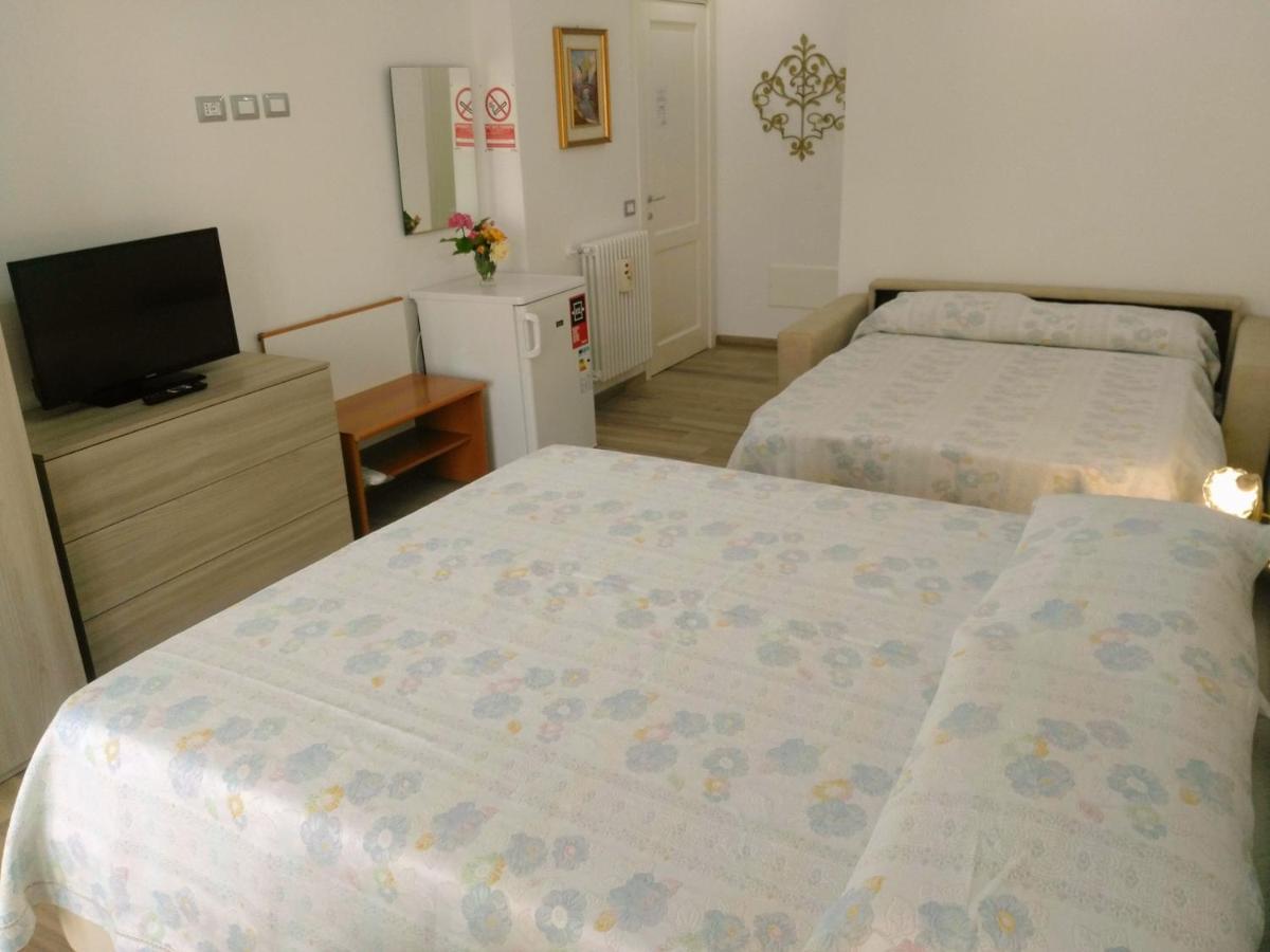 King Room with Balcony,1052411599:JPEG