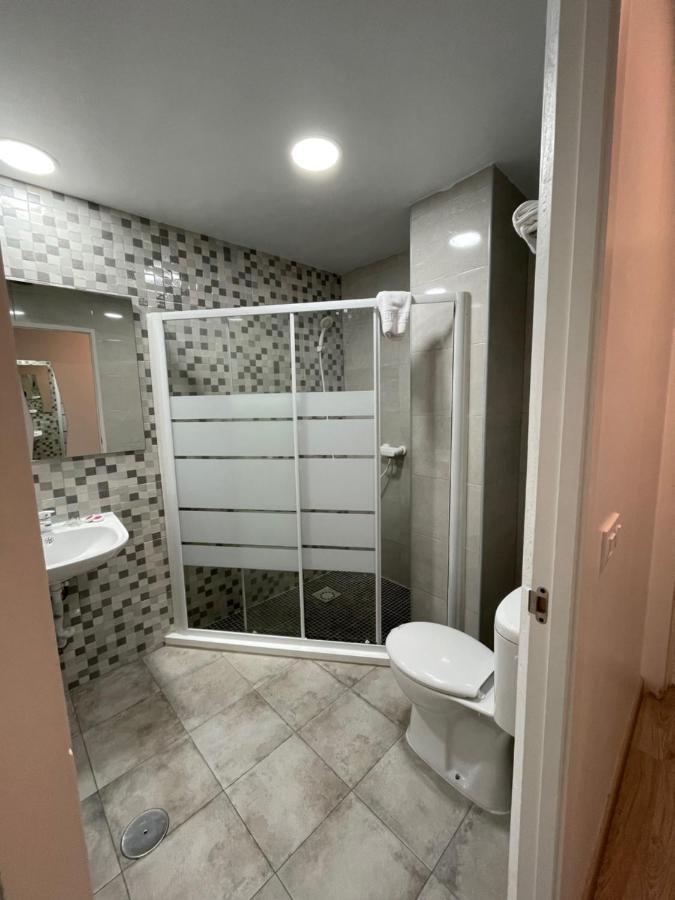 Double or Twin Room,1074648436:JPEG