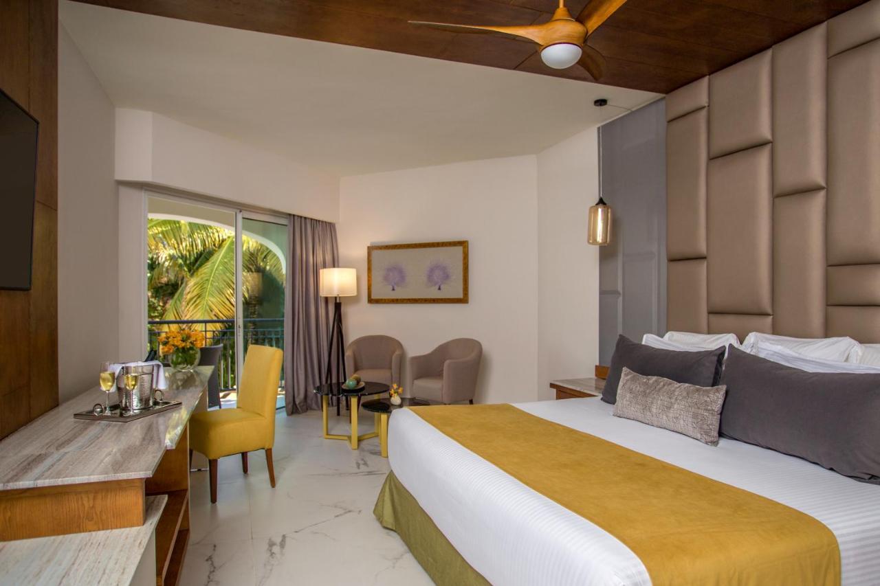 Suite Júnior King Clube Preferencial com Vista Tropical