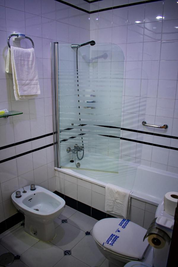 Small Single Room,1431723133:JPEG