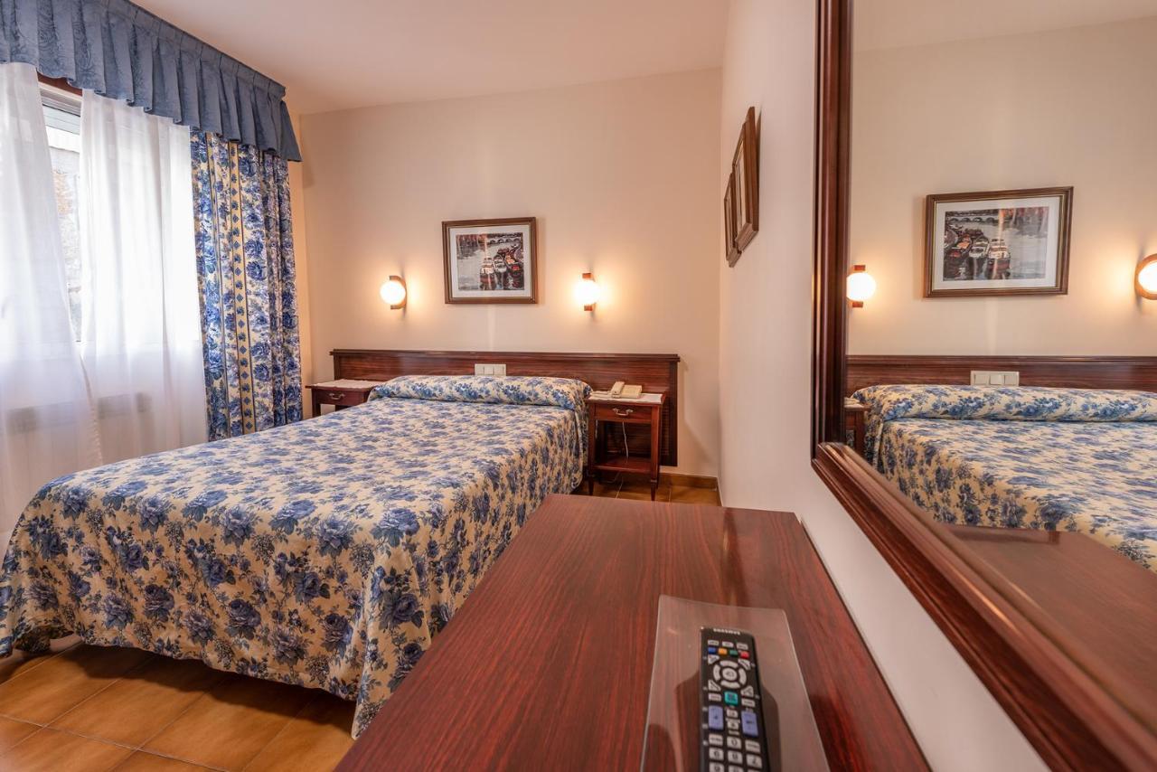 Double Room,1589245770:JPEG