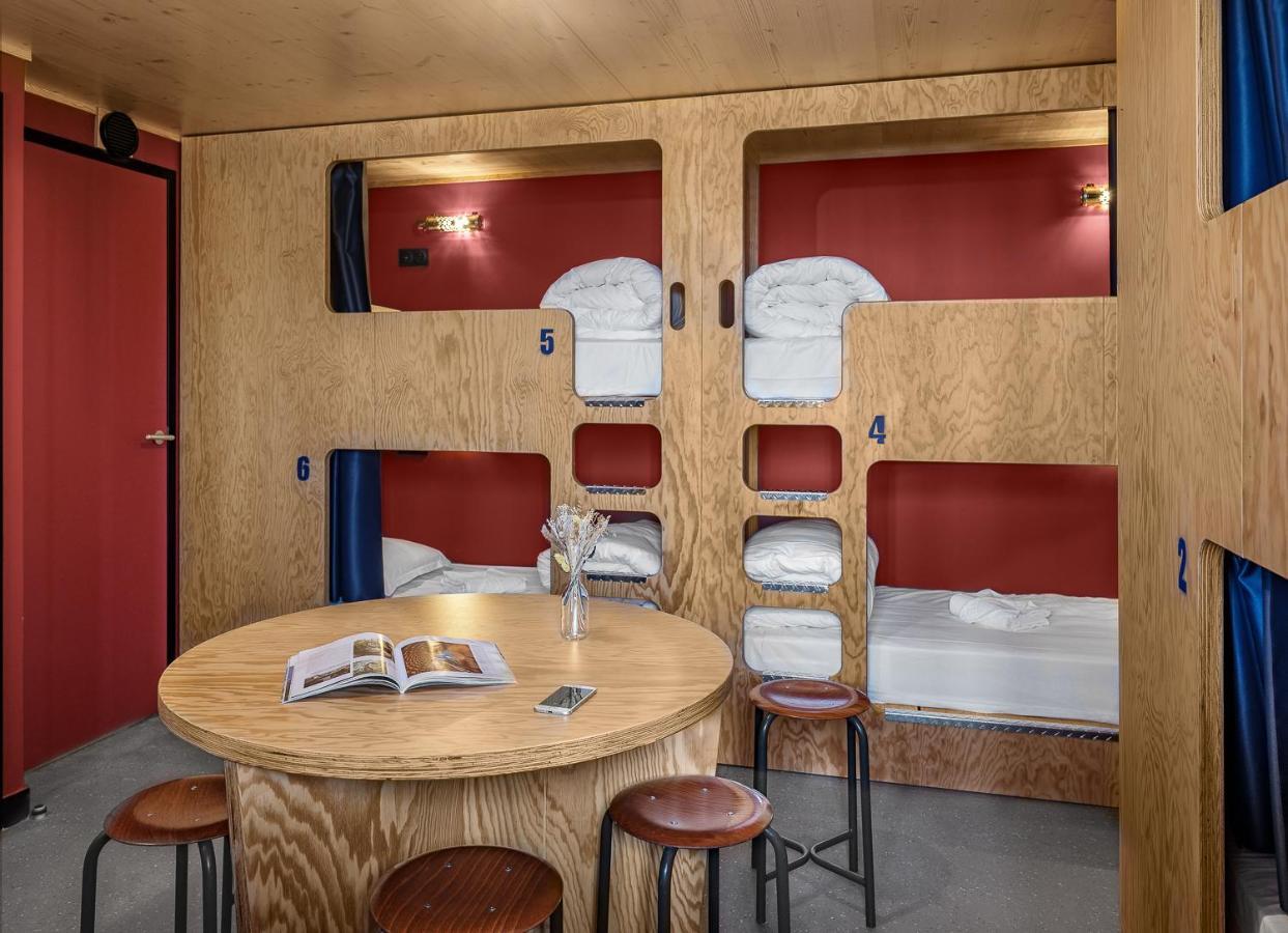 Habitación compartida privada Eklo para 6 personas