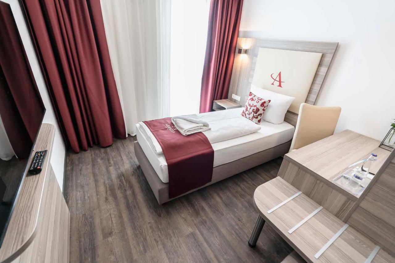 Single Room,1091350686:JPEG