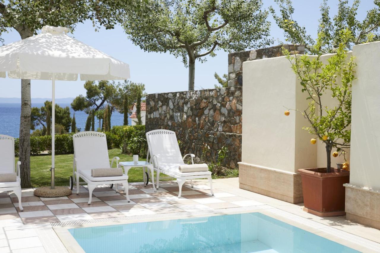 Pool Suite