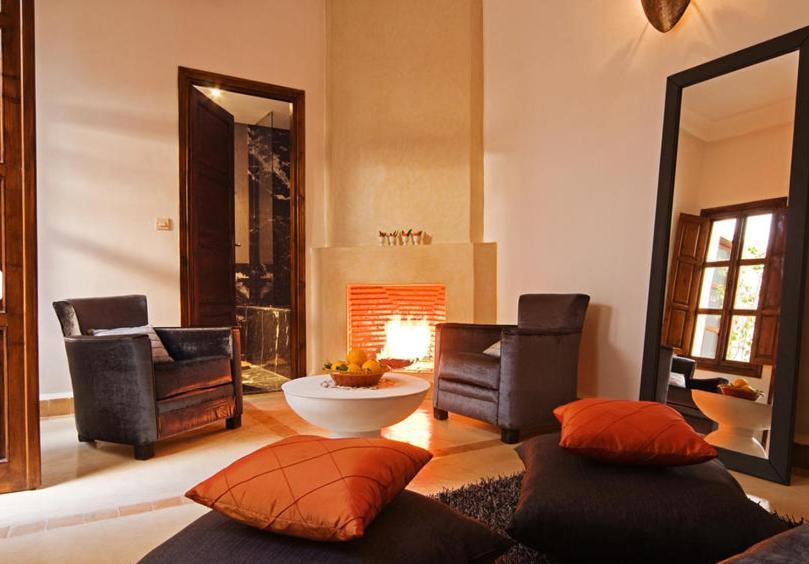 Orange Suite (2 Adults)