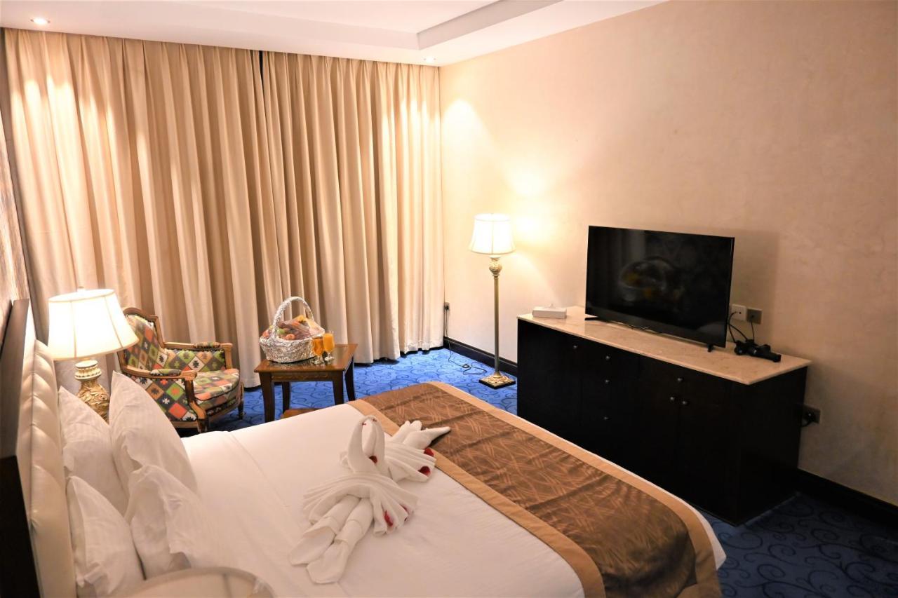 Kamer met Kingsize Bed