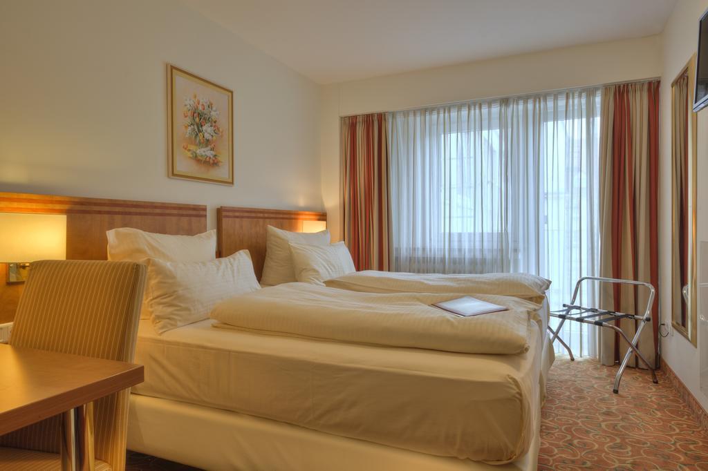 Chambre Double ou Lits Jumeaux
