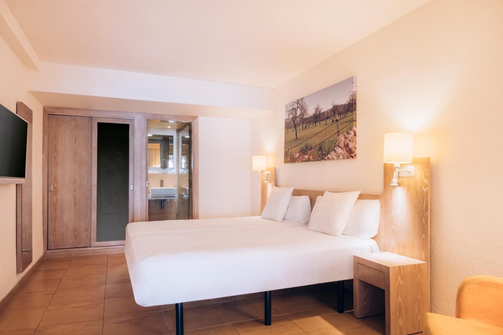 Double Room for Single Use with Garden View,1272466468:JPEG