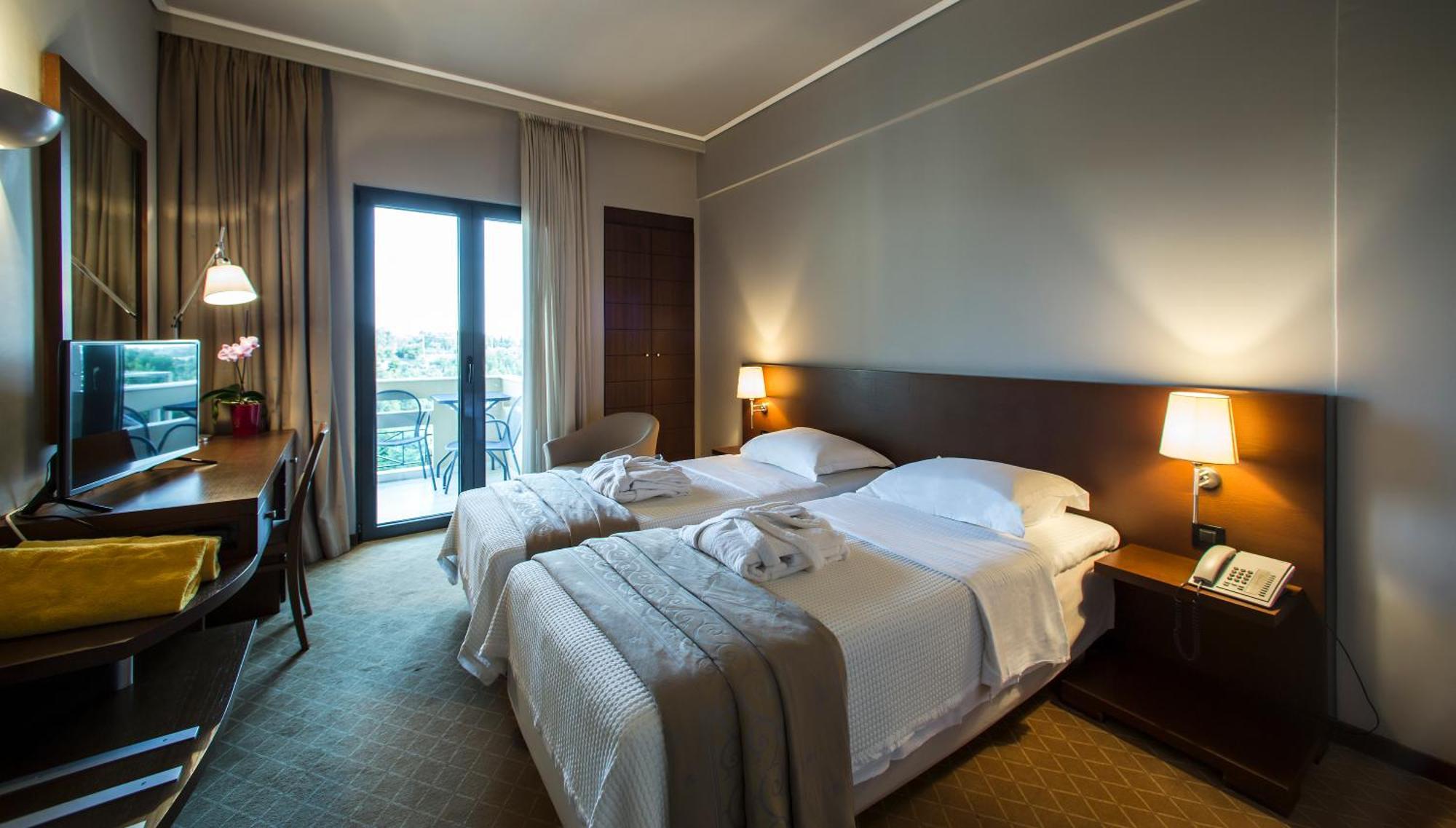 Standard Double or Twin Room,1431936025:JPEG