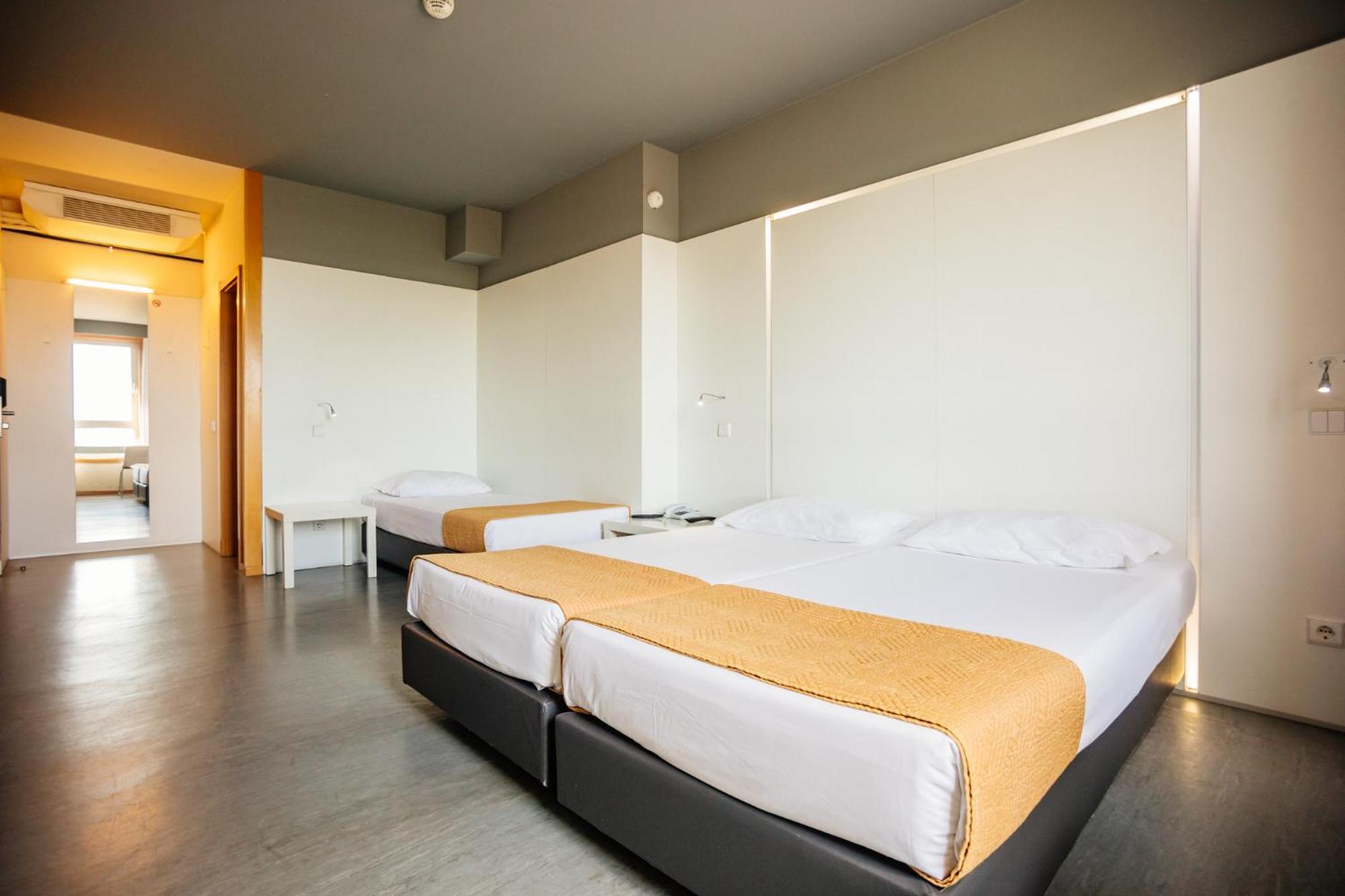 Triple Room,813029214:JPEG