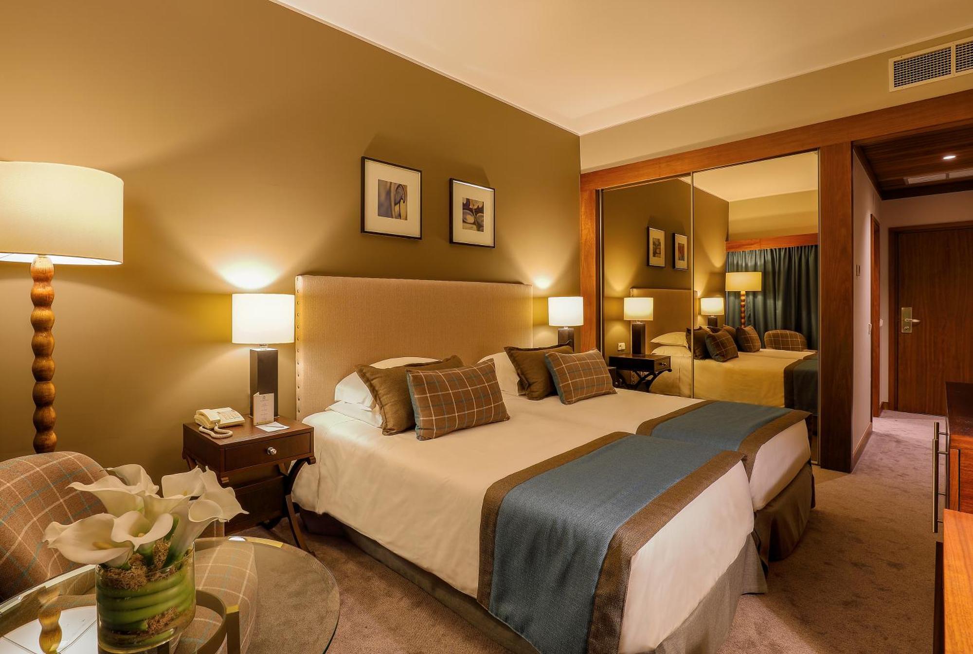 Superior Twin Room with Panoramic View,736868185:JPEG