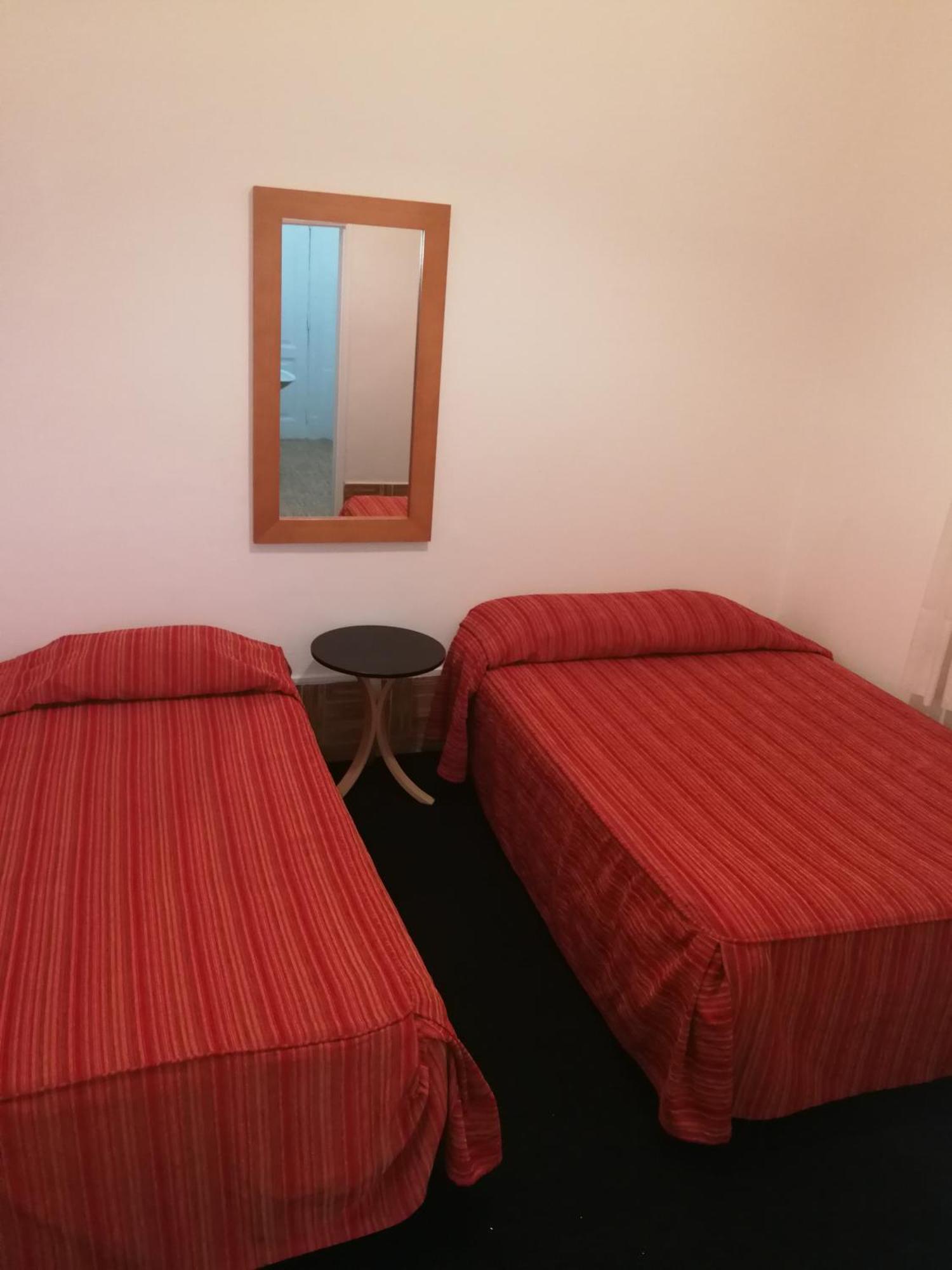 Habitación Doble con baño privado - 1 o 2 camas