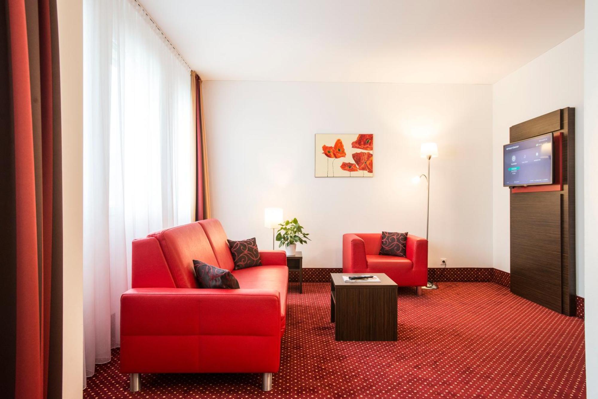Family Room,1641737163:JPEG