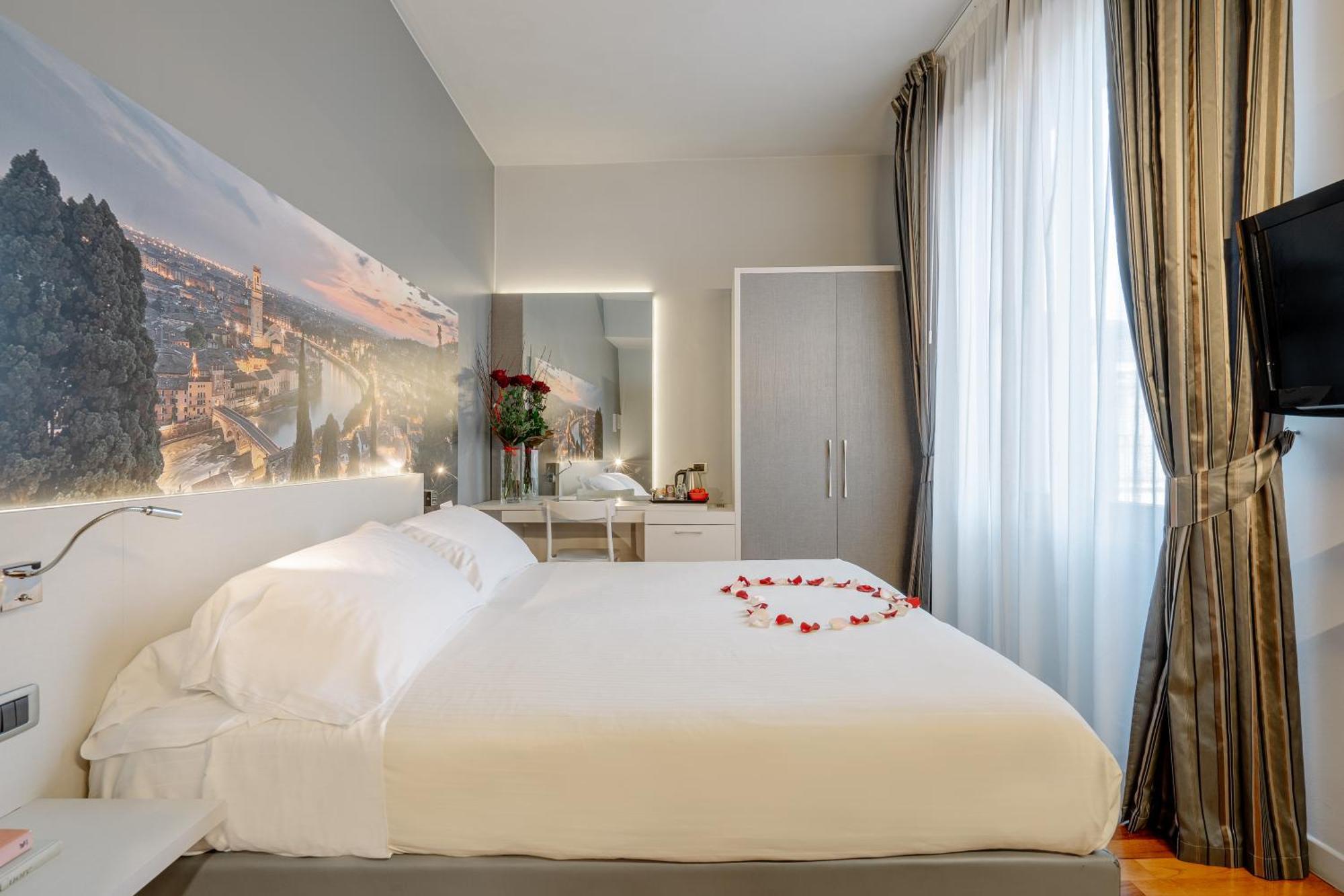 Quarto Superior com Cama de Casal ou 2 de Solteiro
