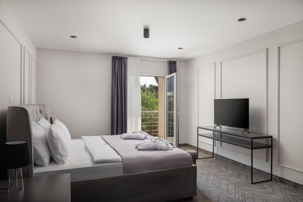 Suite mit eigenem Garten und Whirlpool