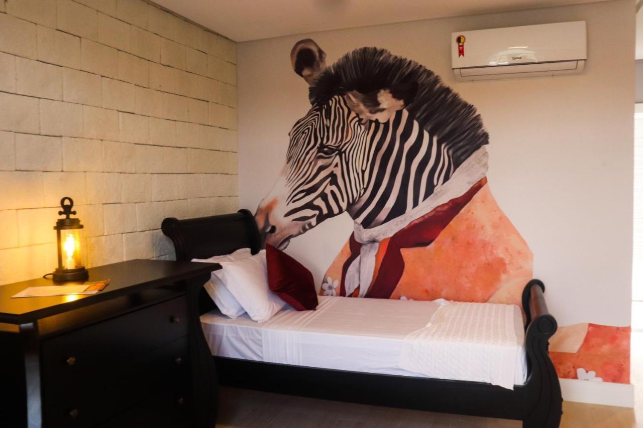 Quarto com 2 Camas de Solteiro