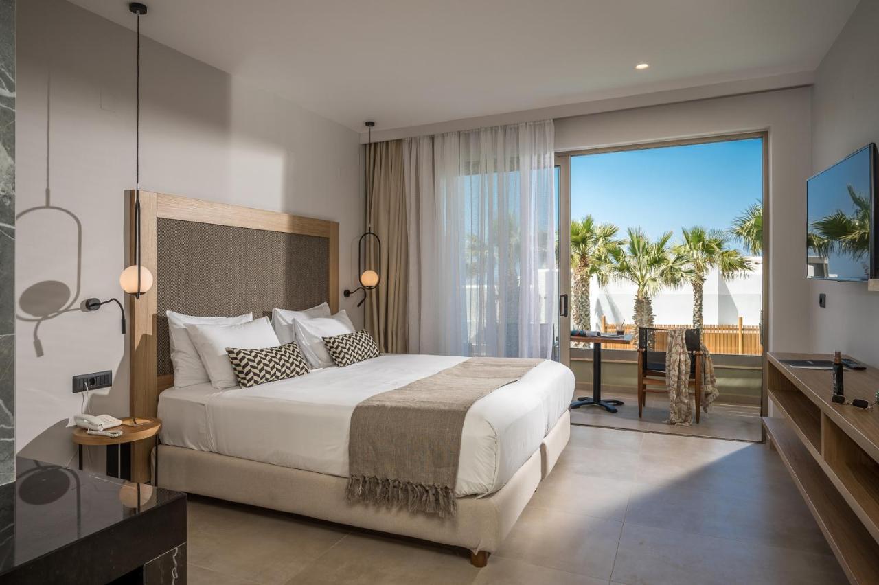 Chambre Double avec Bain à Remous (2 Adultes)