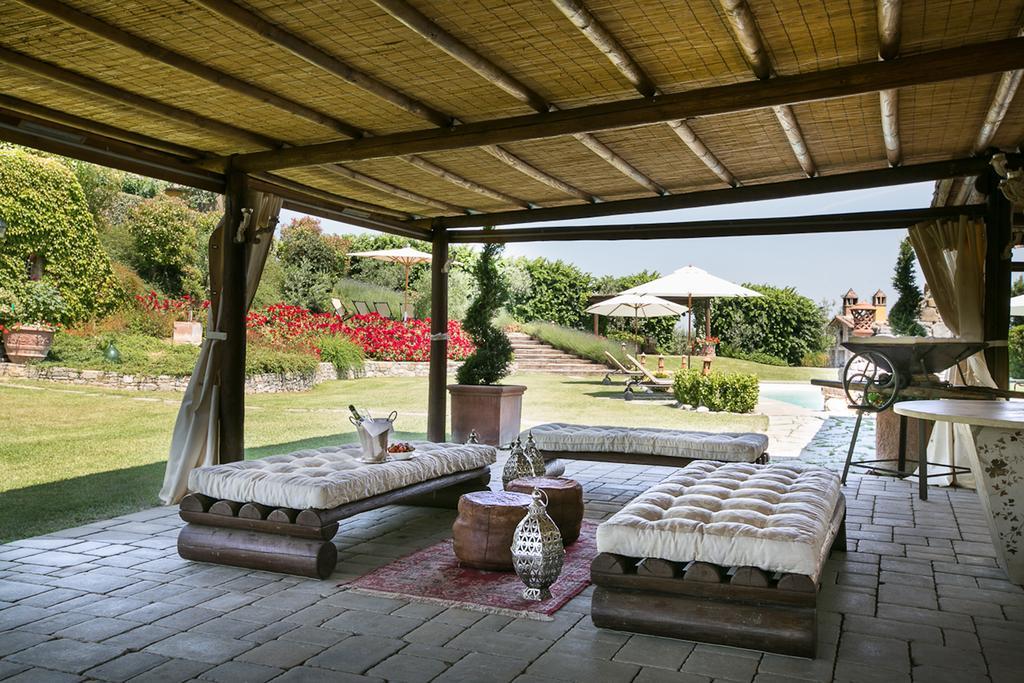 Villa con 8 Camere da Letto e Piscina Privata