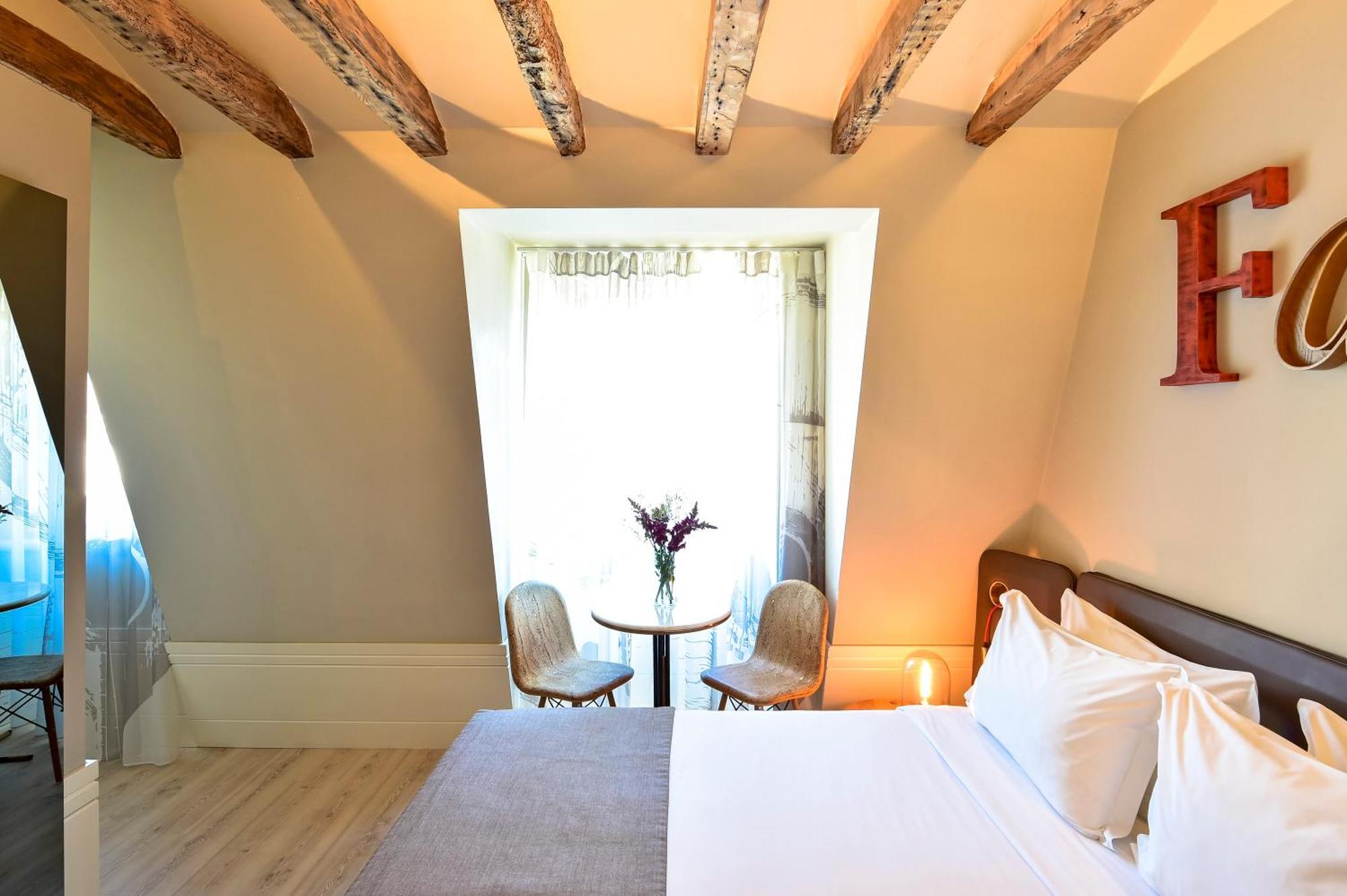 Double Room,943968217:JPEG