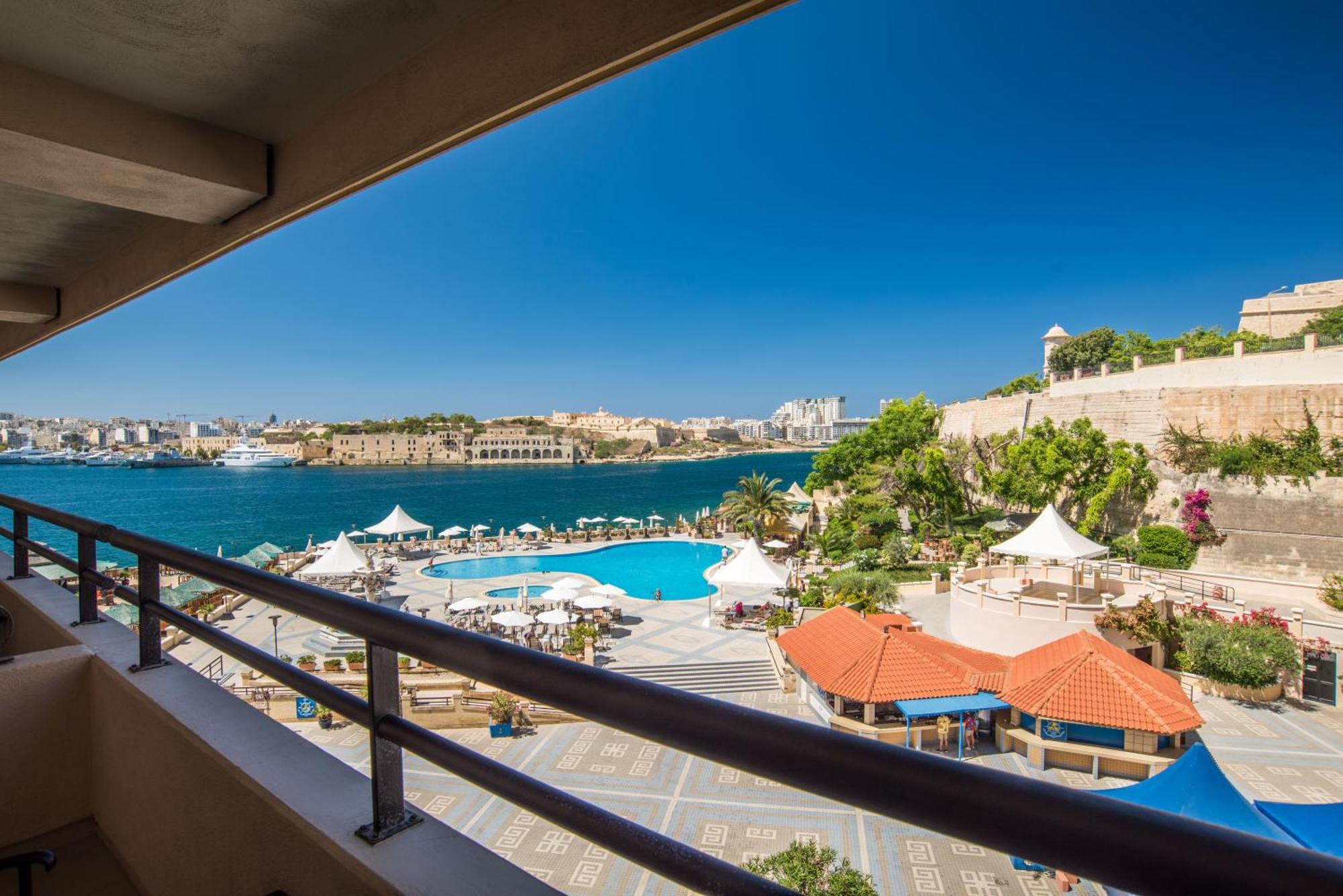Habitación Doble Deluxe con vistas parciales al mar - 1 o 2 camas