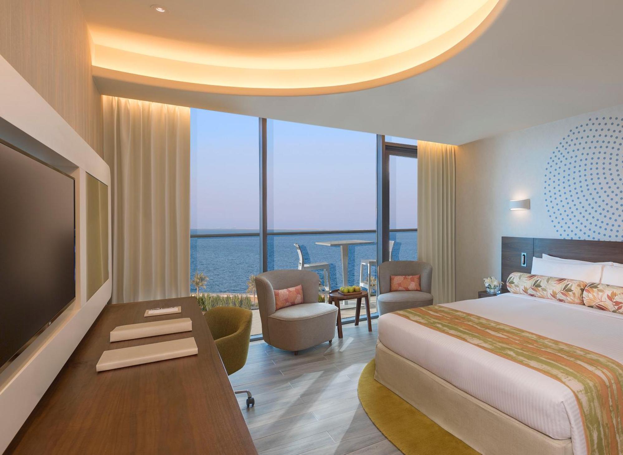 Deluxe Room with Balcony and Sea View,1282476313:JPEG