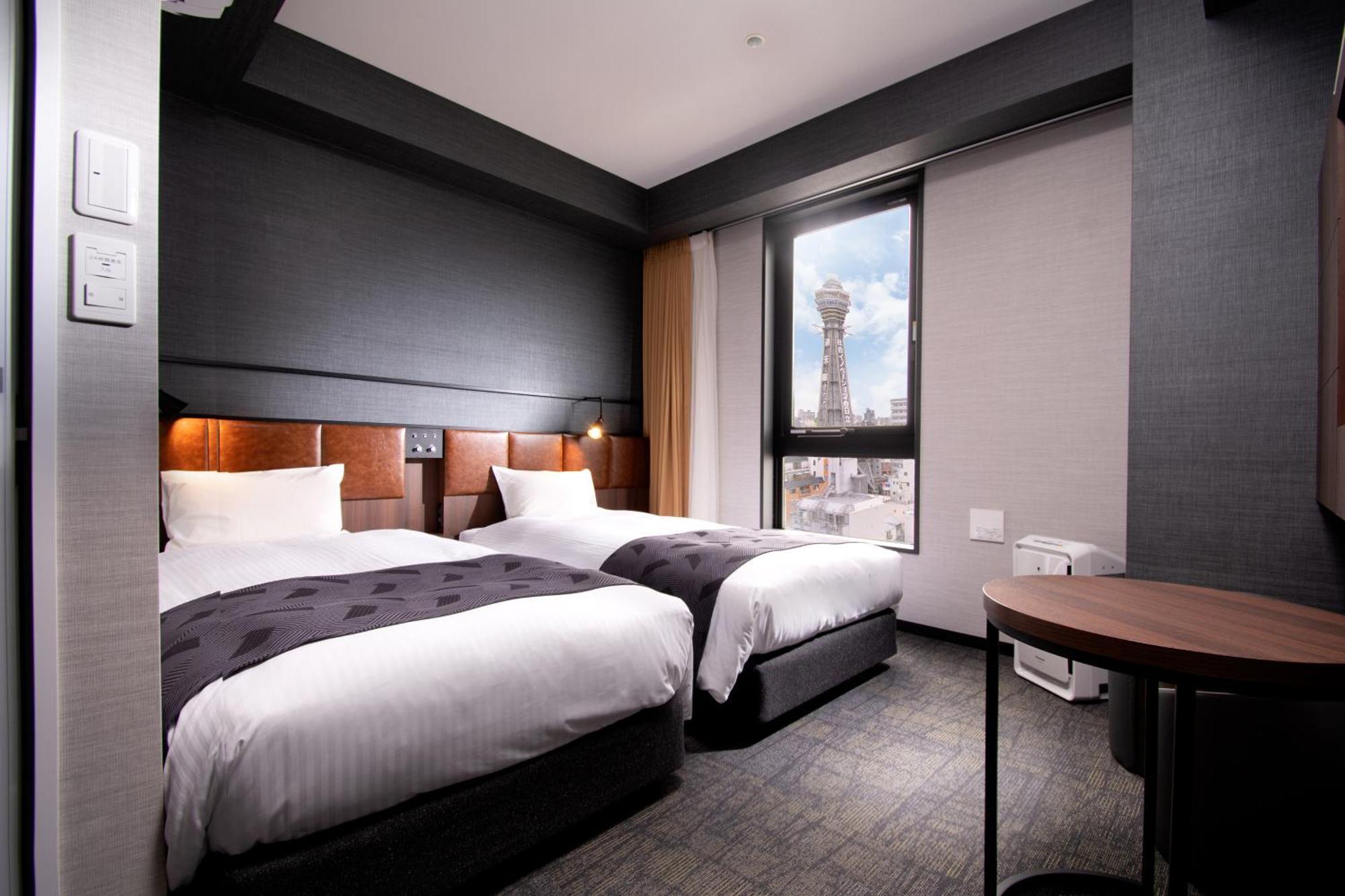 Deluxe Twin Room with Tower View - Non-Smoking
