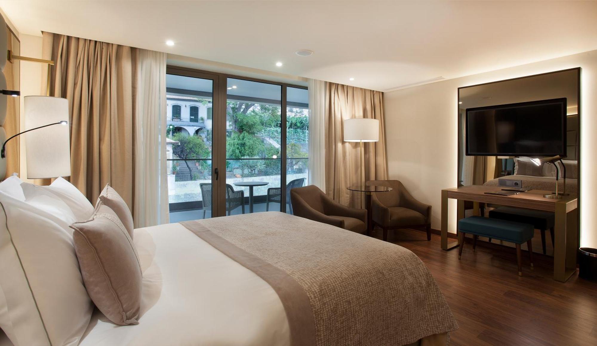 Superior Double Room,1287325261:JPEG