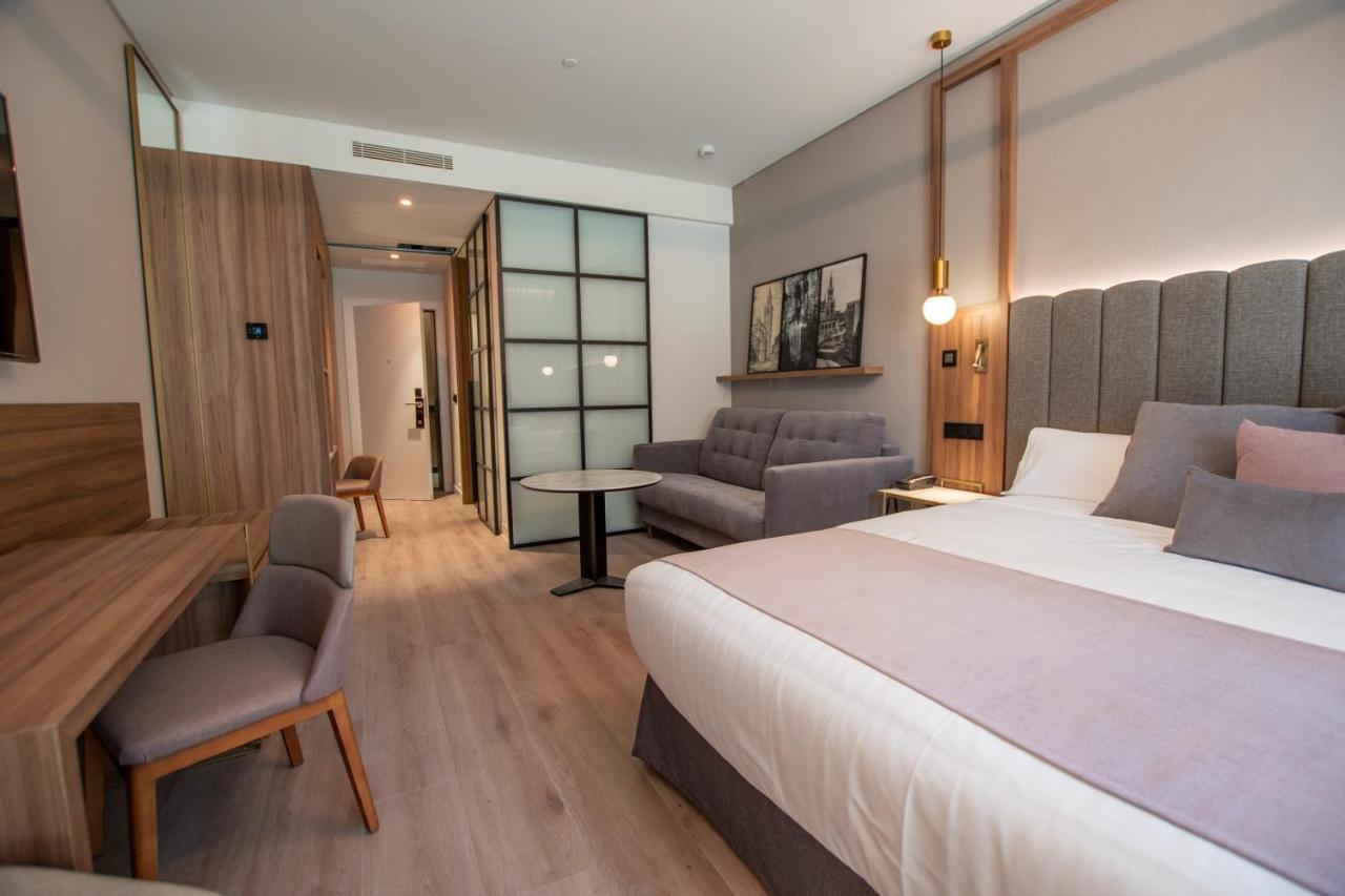 Quarto Duplo