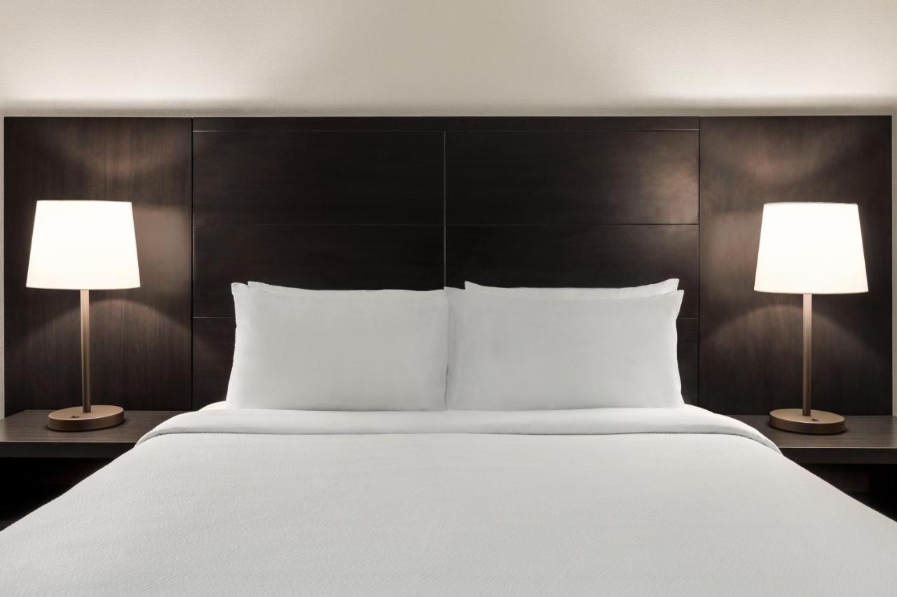 King Room,1387946828:JPEG