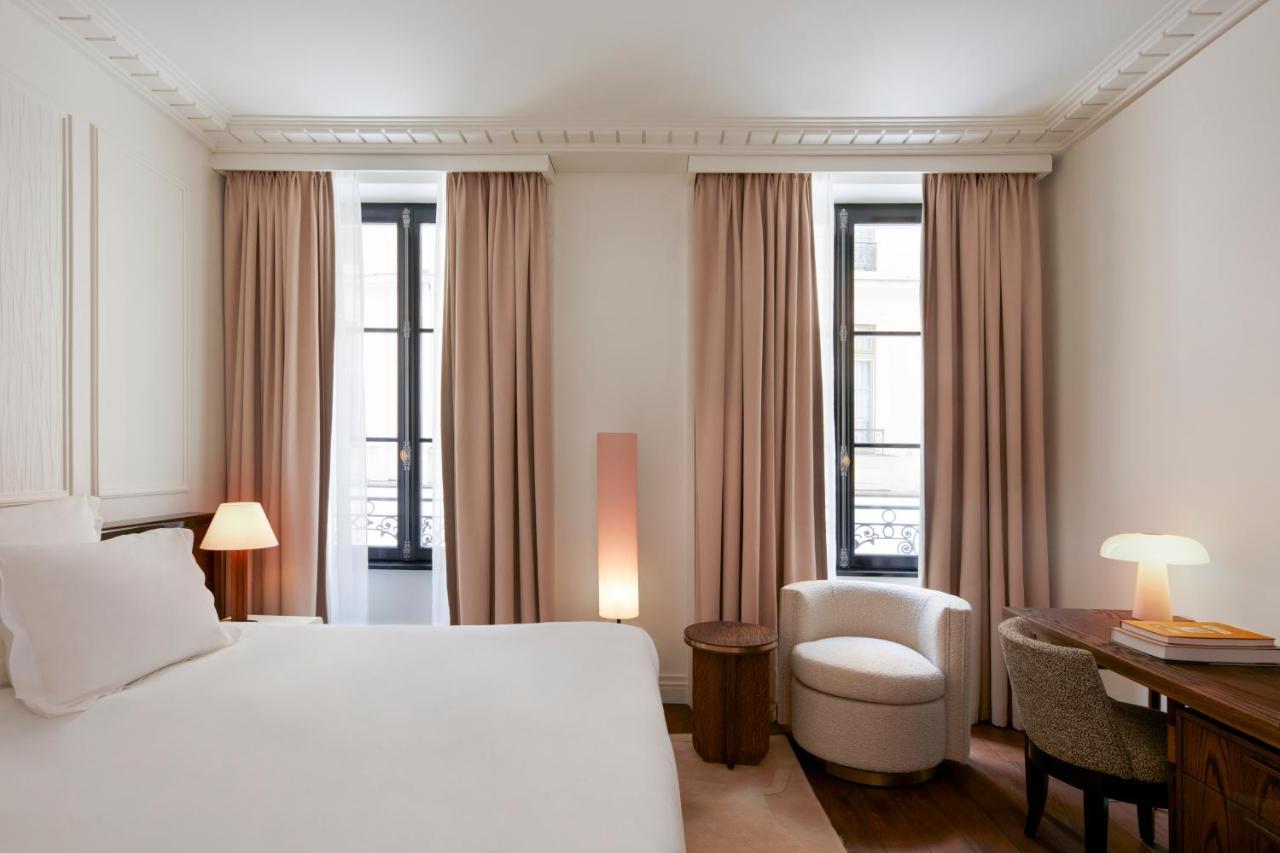 Quarto Deluxe com Cama de Casal ou 2 de Solteiro