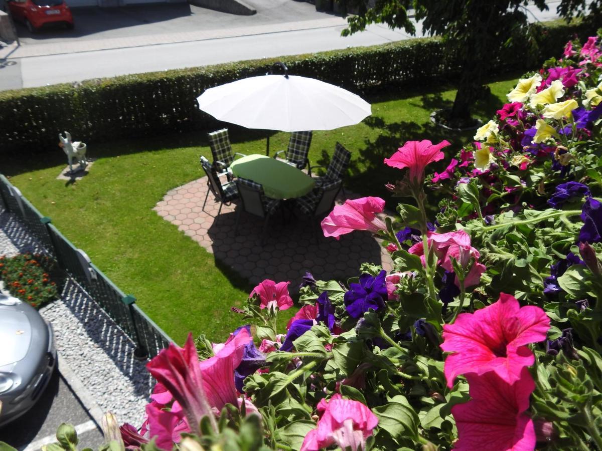 Eenpersoonskamer met douche en toilet zonder balkon