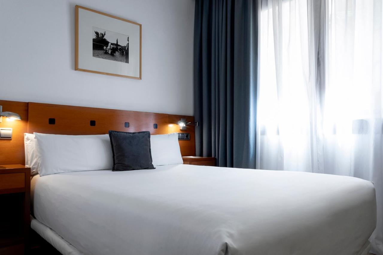 Petite Chambre Double (1-2 Adultes)