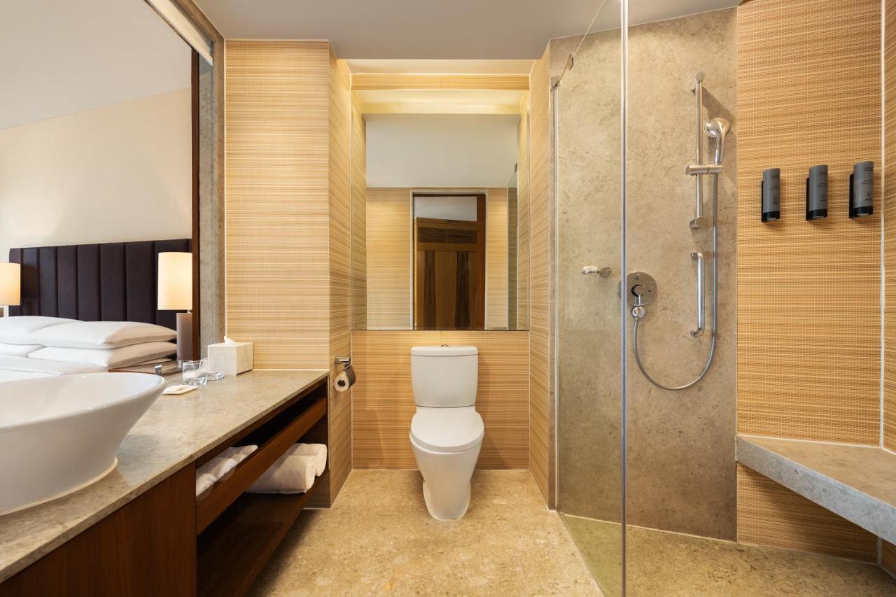 Executive Deluxe King Room,1643151971:JPEG