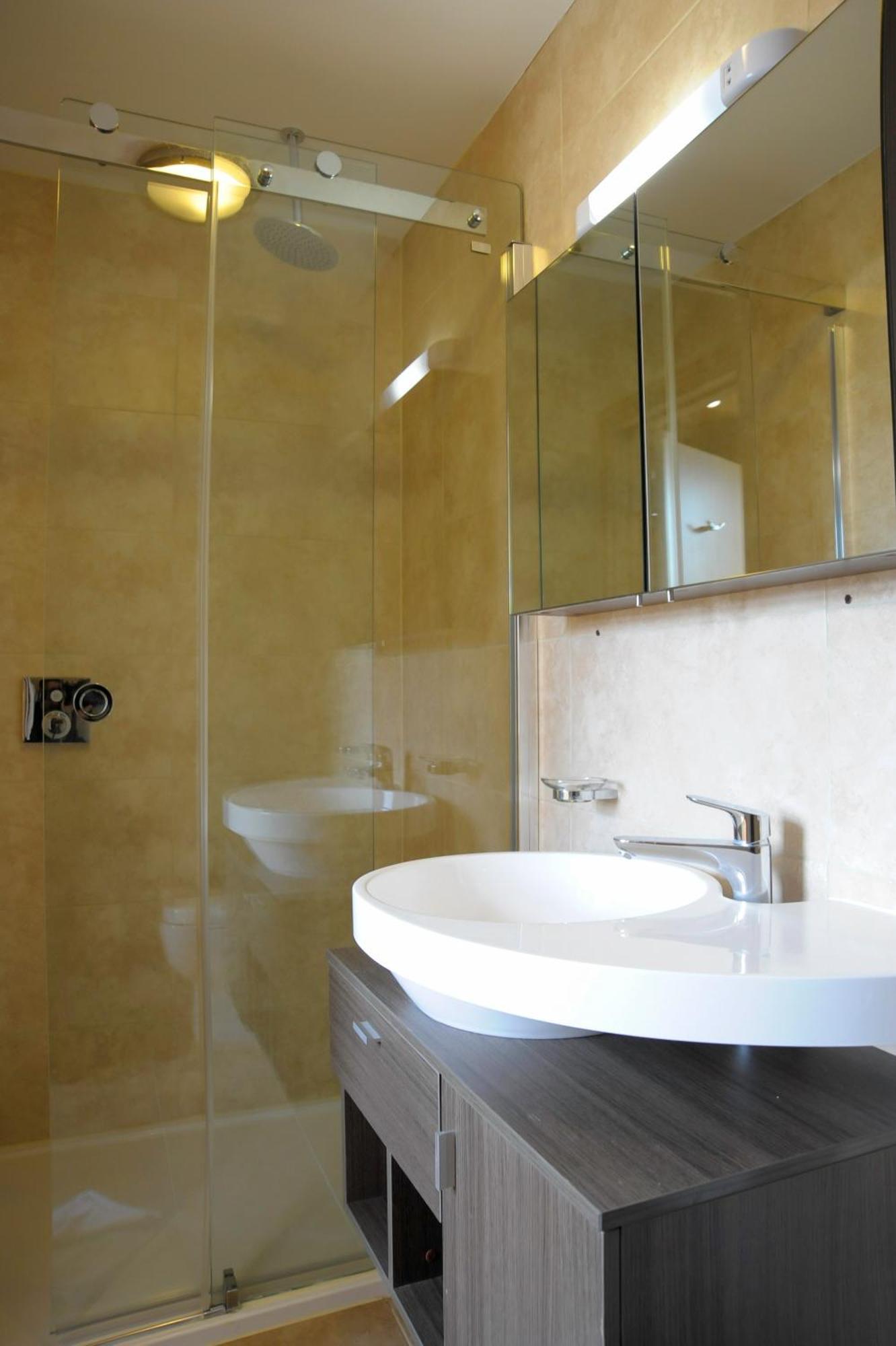 Quarto Twin