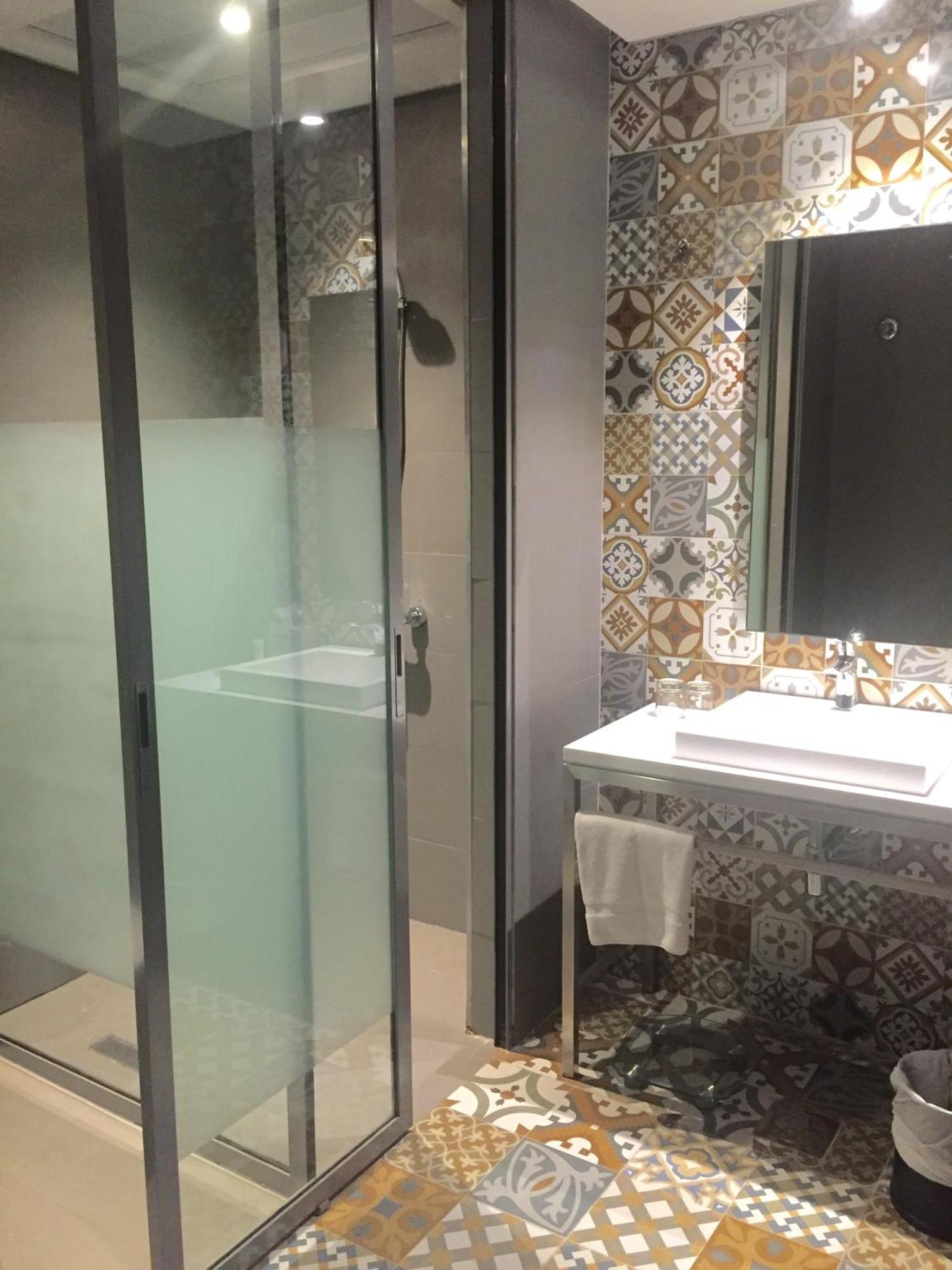 Standard Double Room,1580217542:JPEG