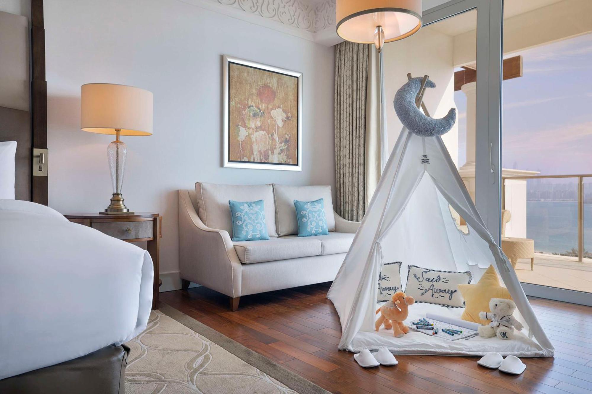 One-Bedroom Deluxe King Suite with Sea View,1440095530:JPEG