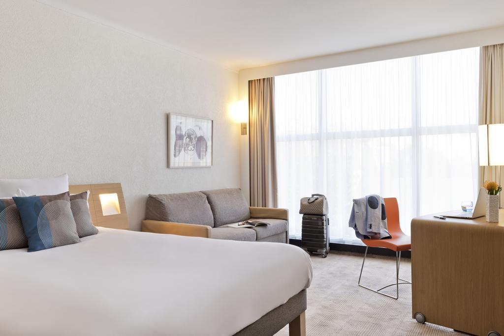 Superior Kamer met Queensize Bed en Bank