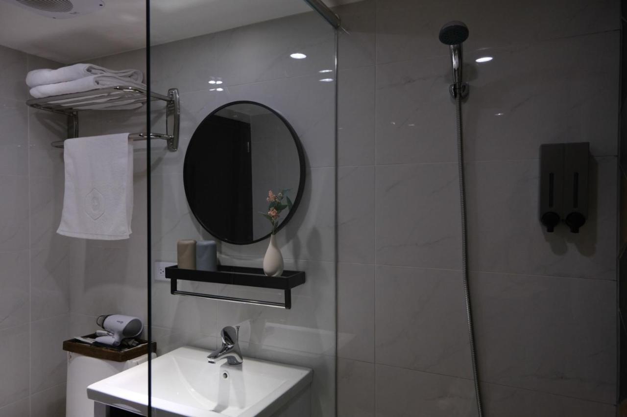 Standard Double Room with Shower