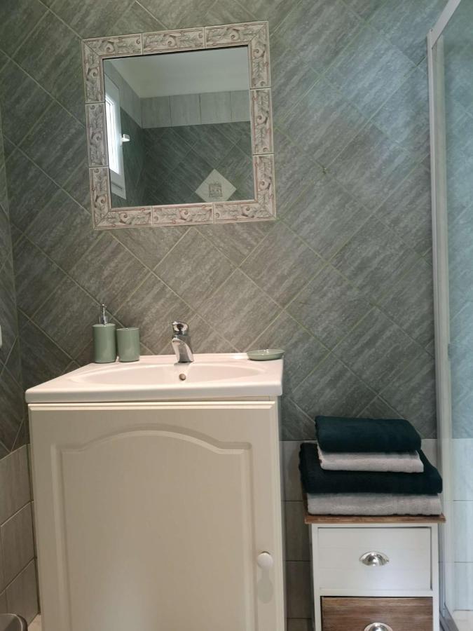 Chambre Double - Vue sur Piscine