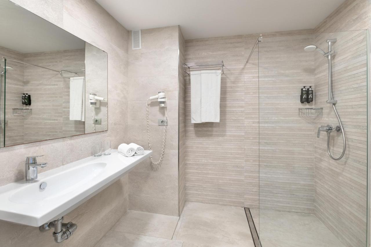 Quarto Duplo Standard