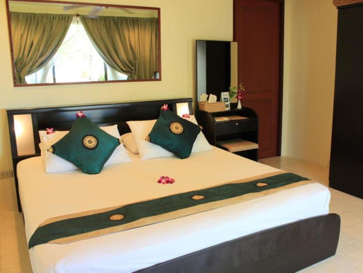 Kamer met Kingsize Bed en Uitzicht op Zee