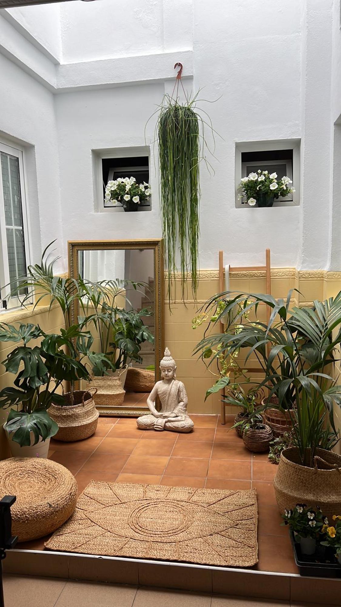 Double Room with Balcony,1503327733:JPEG