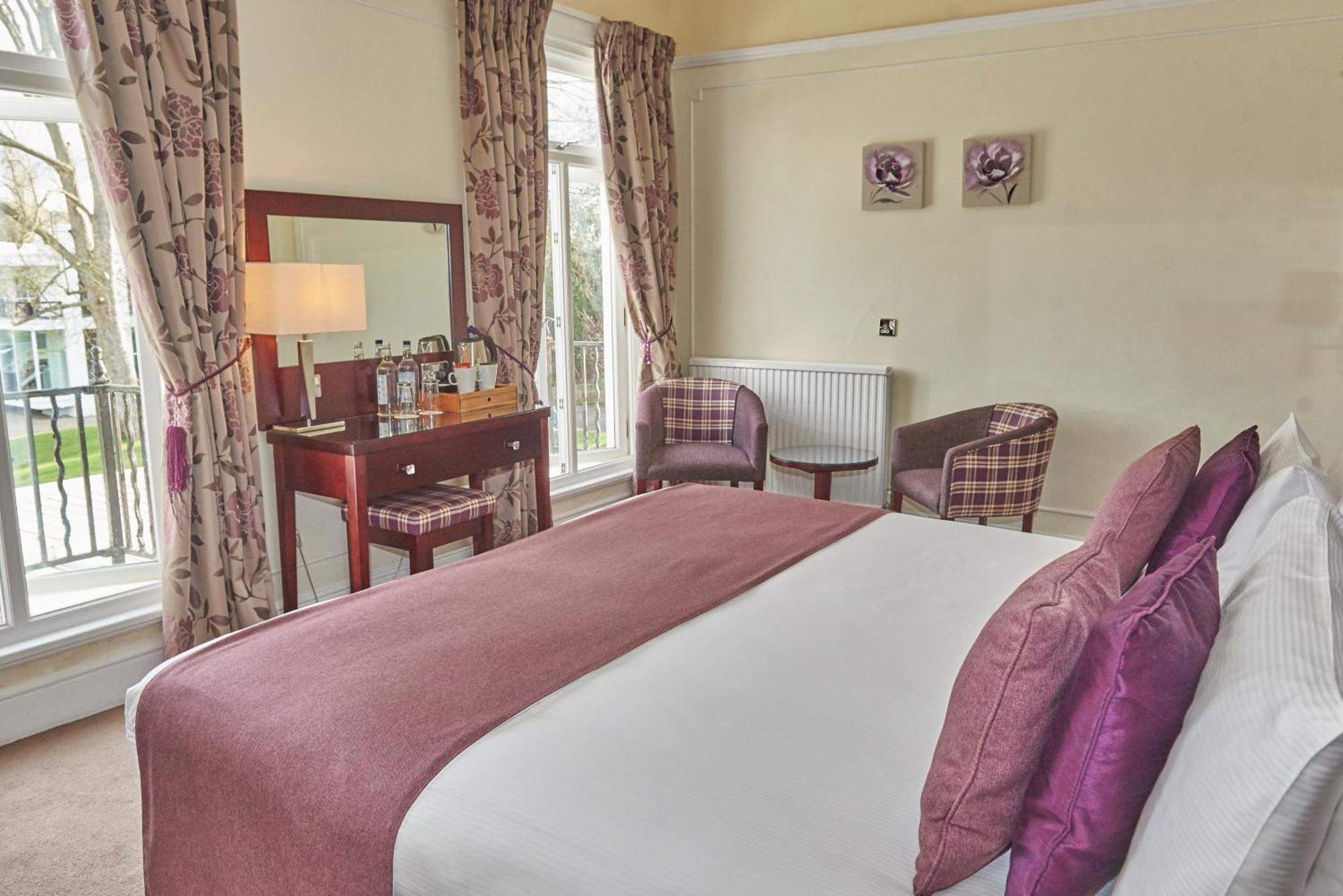 Double Room,1531058434:JPEG