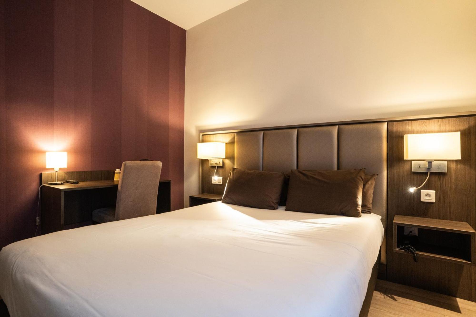 Quarto Comfort com Cama de Casal ou 2 de Solteiro