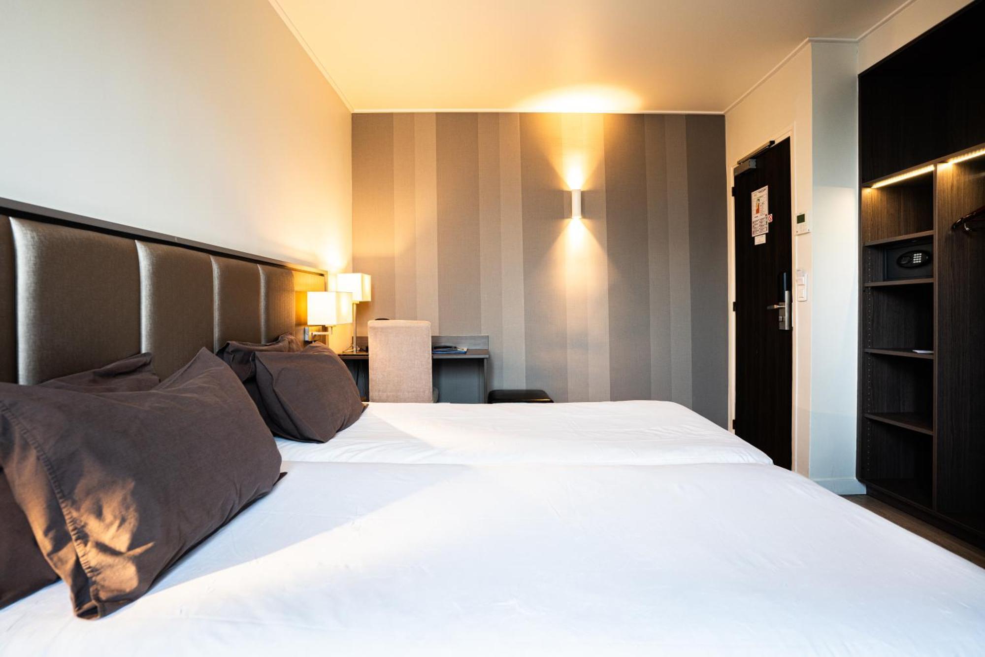 Quarto Superior com 2 Camas de Solteiro