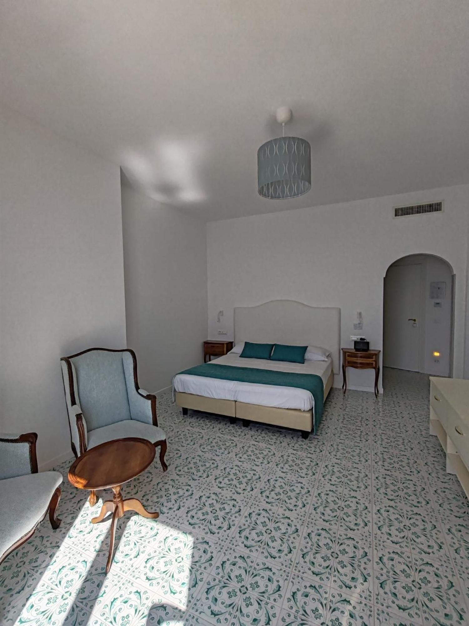 Habitación Doble Clásica con vistas al mar